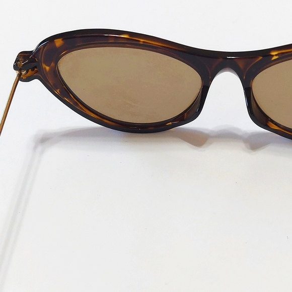 Prada Cat Eye Tortoise Frame Brown Lens Slim Gold Arm Ladies Sunglasses - Picture 8 of 10